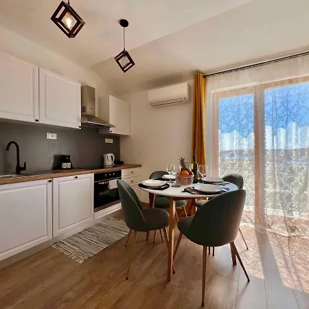 Apartment In 43364