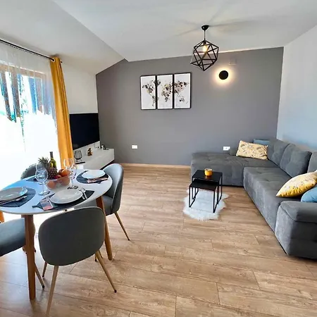 Apartment In 43364